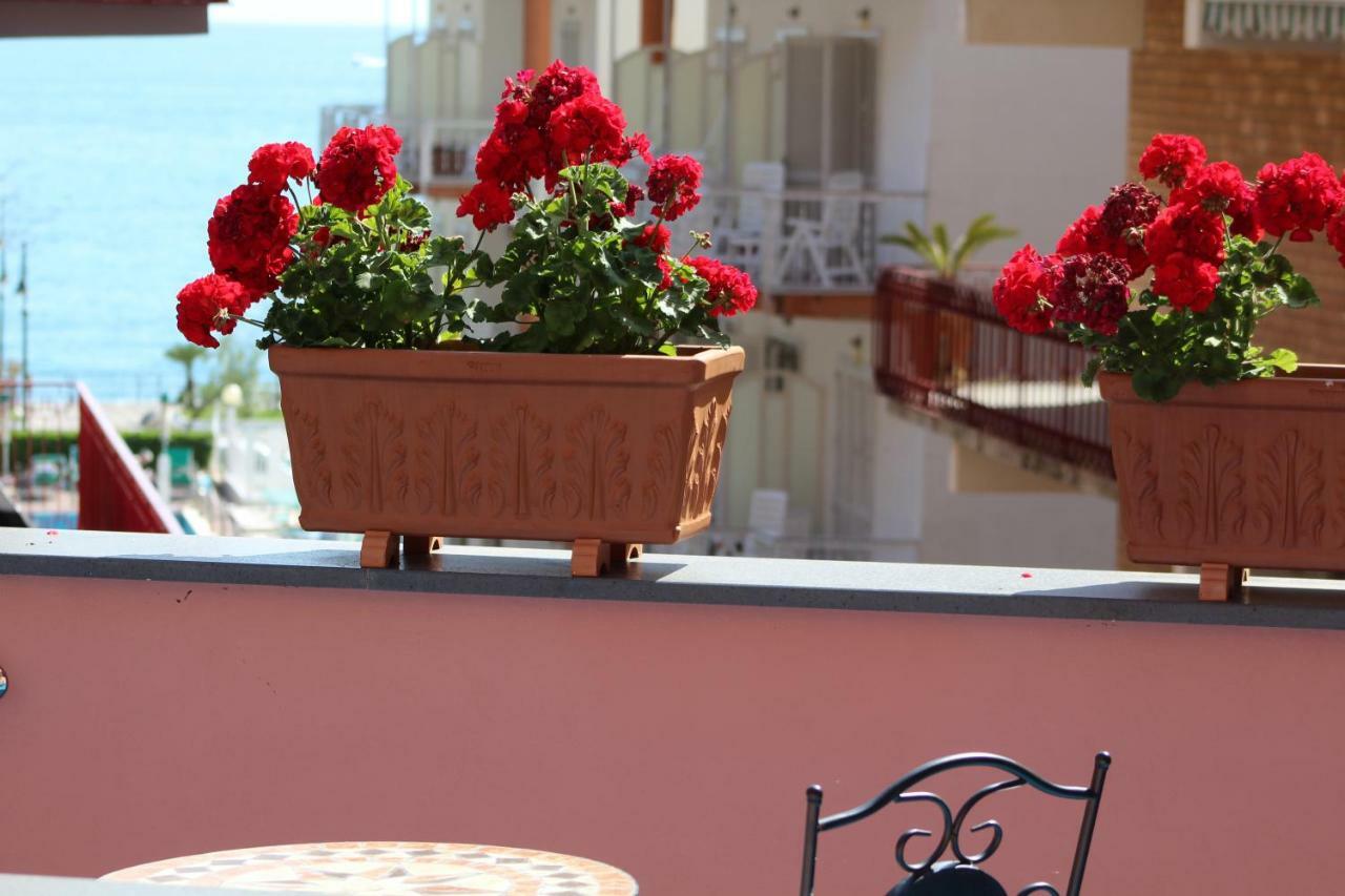 Dipino Accommodation Maiori Exterior foto
